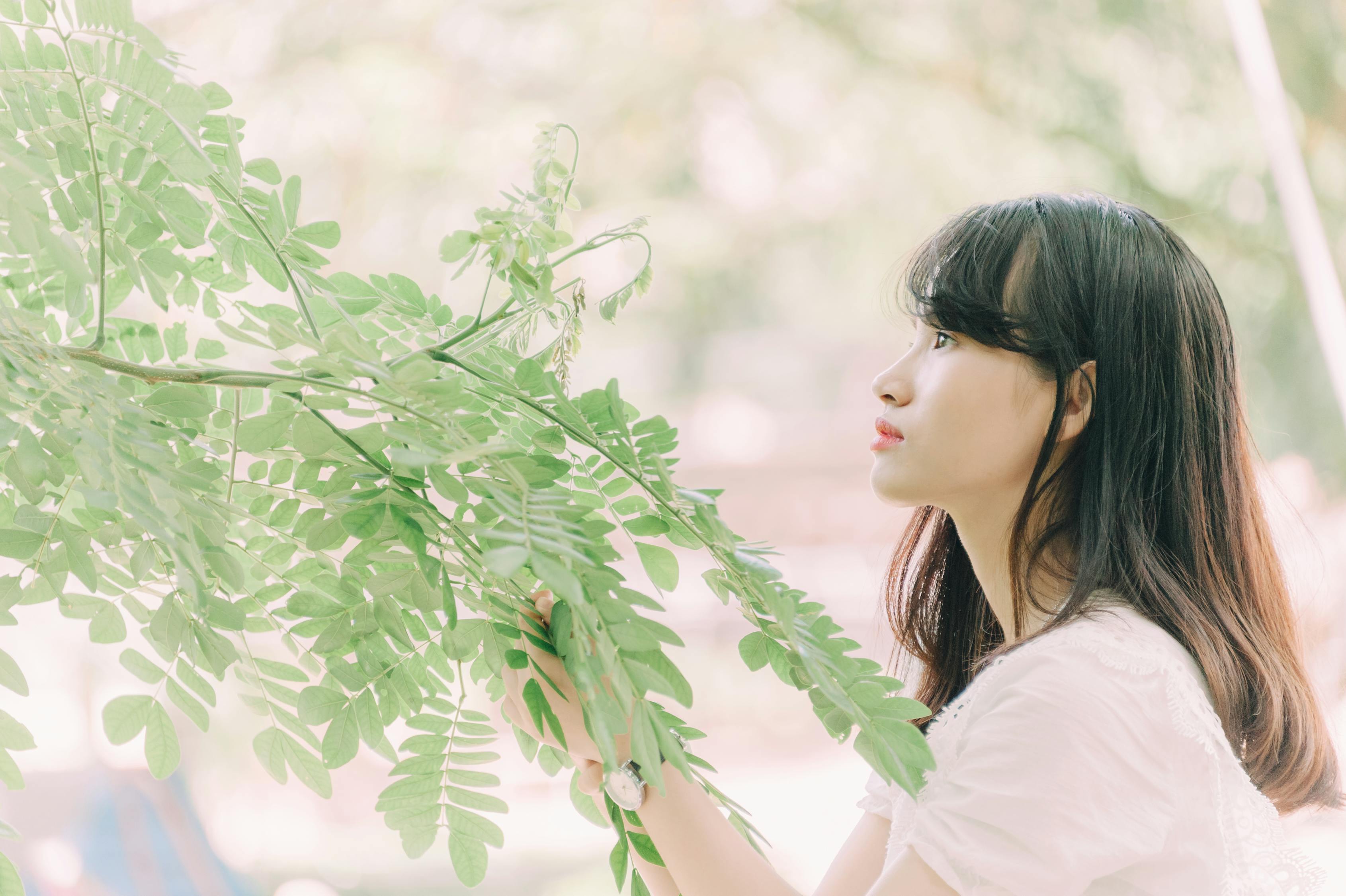 夫妻离婚都不要长女，法院不准离